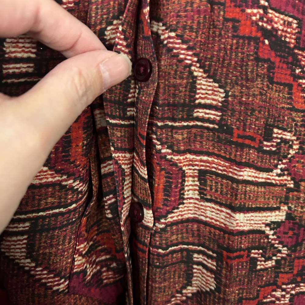 Tory Burch 100% Silk Aztec Print Tie-Neck Blouse – Size 4 – Great Condition - Picture 6 of 9
